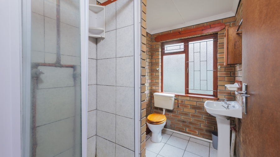 To Let 2 Bedroom Property for Rent in Bredasdorp Western Cape